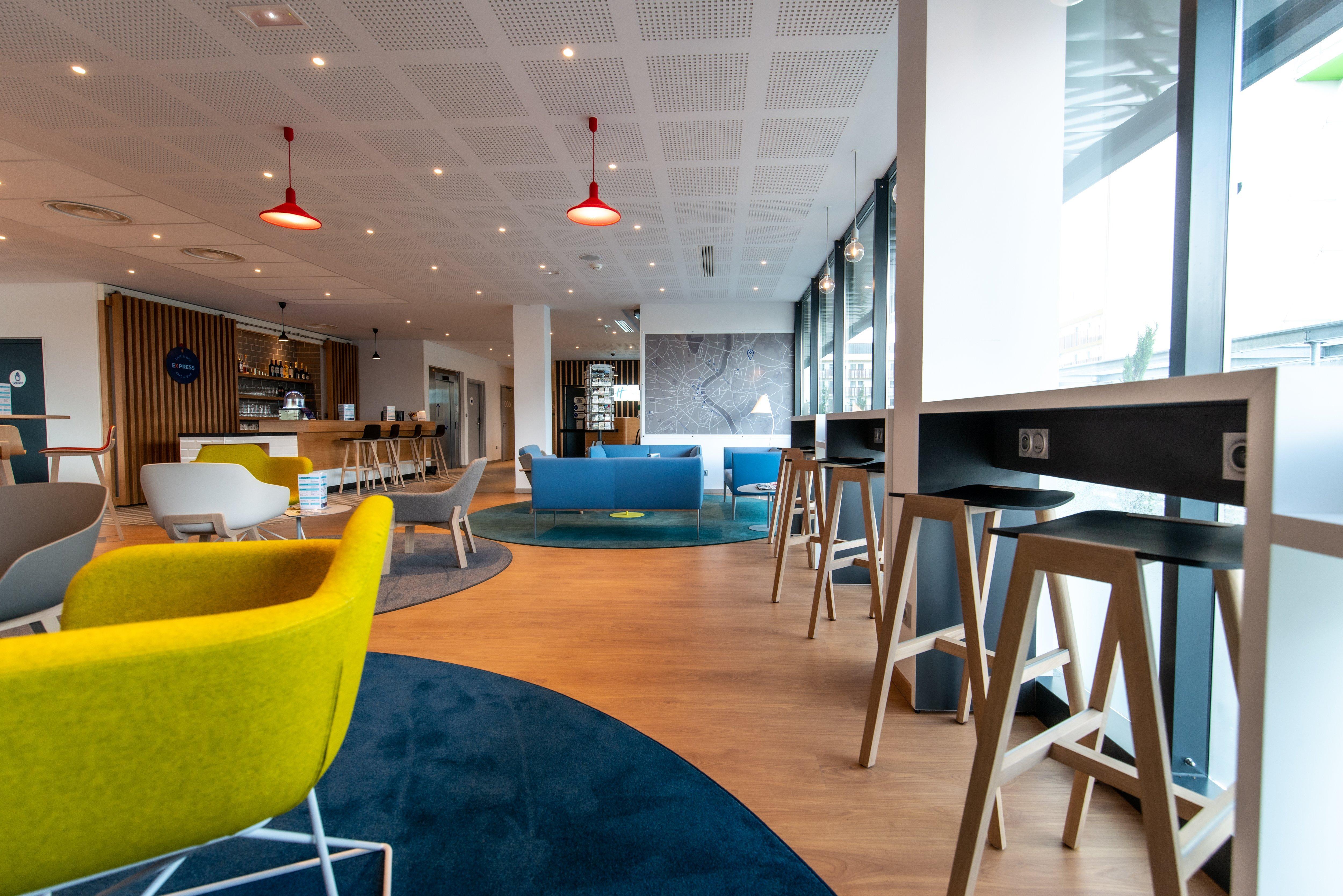 Holiday Inn Express - Bordeaux - Lormont By Ihg Exterior foto